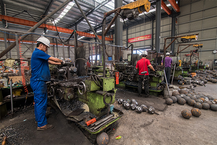 山东网架配件车间